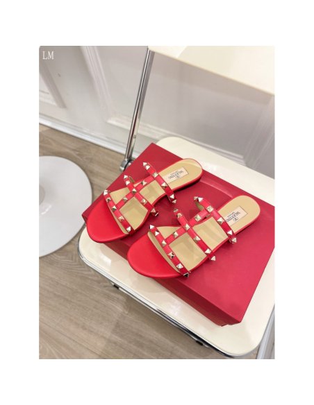 Valentino slippers 048,Valentino Slippers,Slides Slippers,More Brands