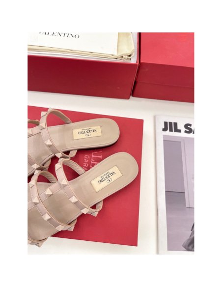 Valentino slippers 049,Valentino Slippers,Slides Slippers,More Brands