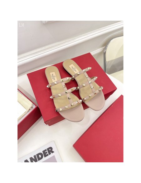 Valentino slippers 051,Valentino Slippers,Slides Slippers,More Brands