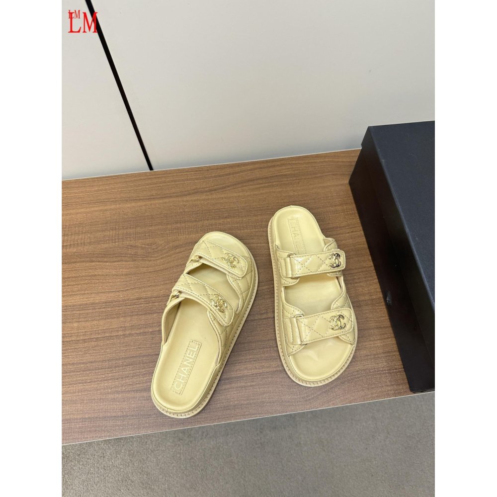 Chanel Slippers 059,Chanel Slippers,Slides Slippers,More Brands