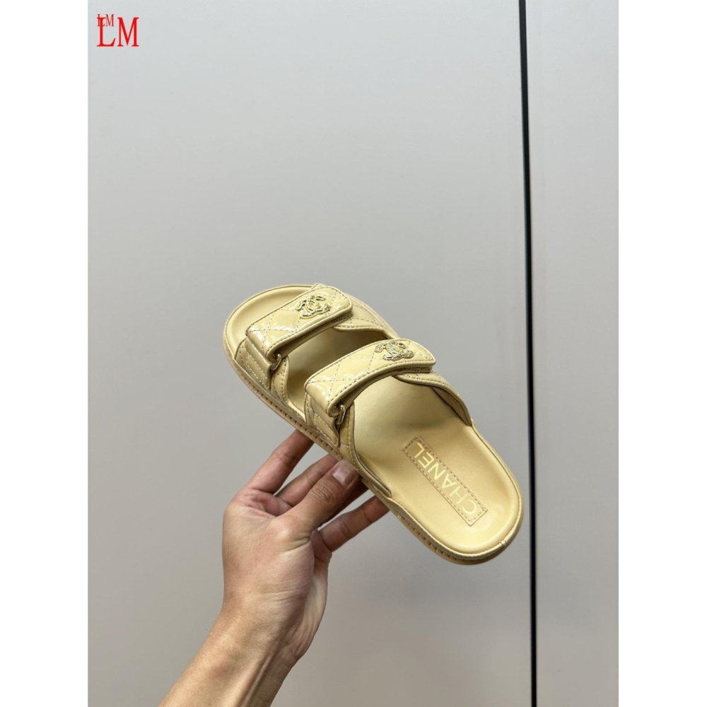 Chanel Slippers 059,Chanel Slippers,Slides Slippers,More Brands