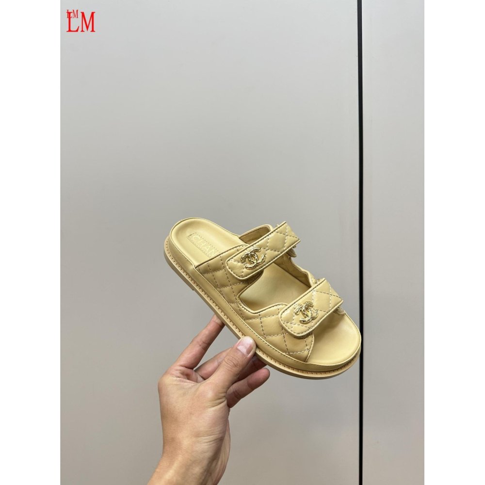 Chanel Slippers 059,Chanel Slippers,Slides Slippers,More Brands