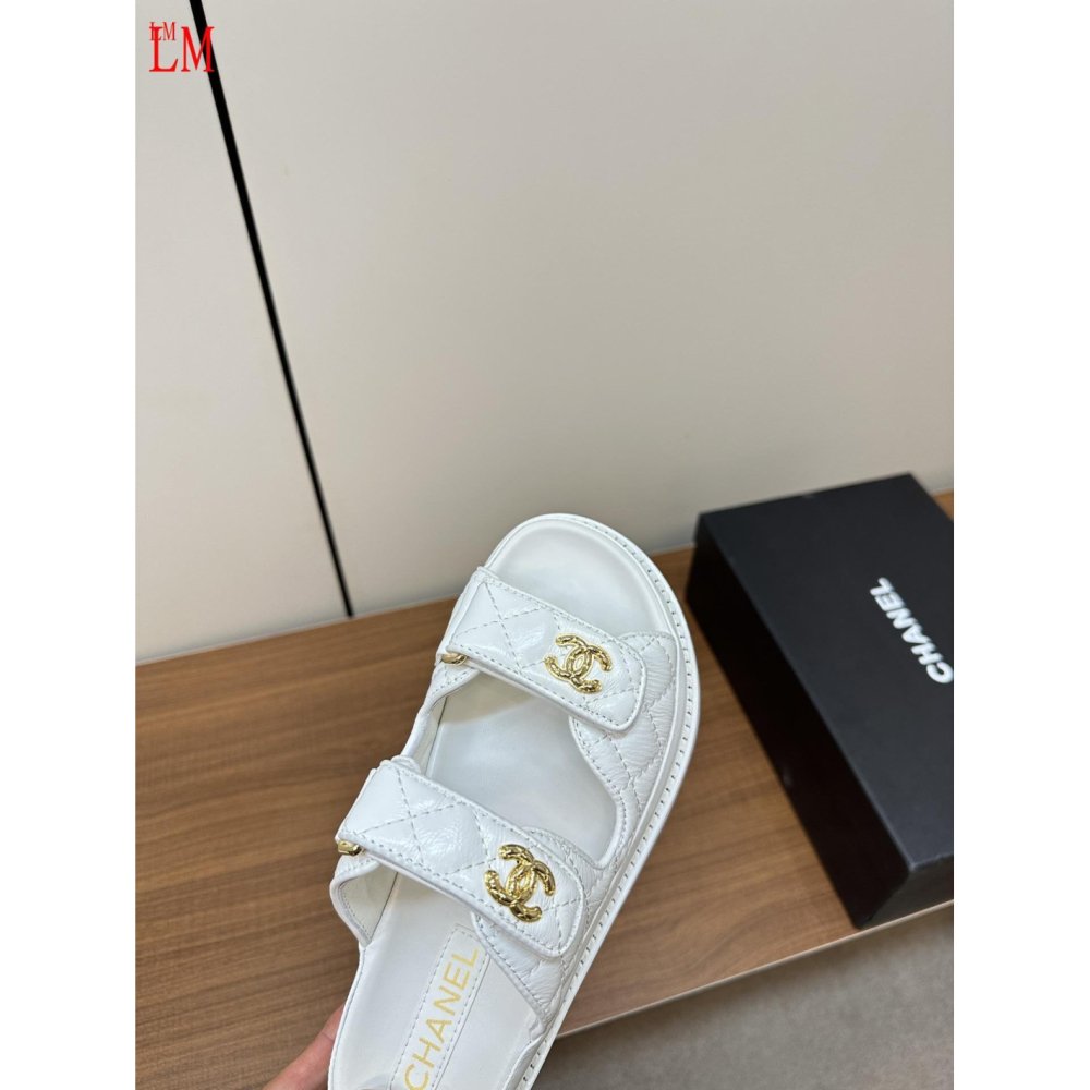 Chanel Slippers 060,Chanel Slippers,Slides Slippers,More Brands