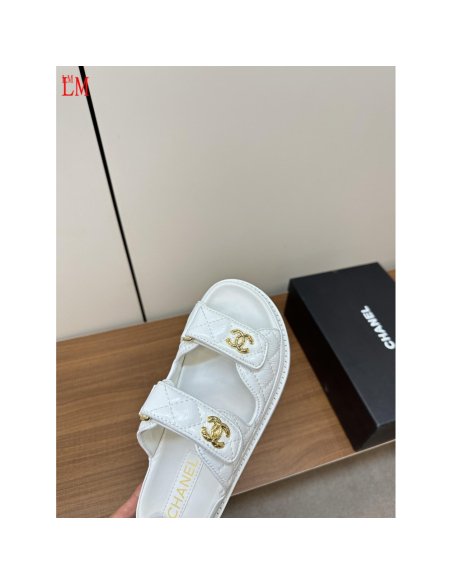 Chanel Slippers 060,Chanel Slippers,Slides Slippers,More Brands