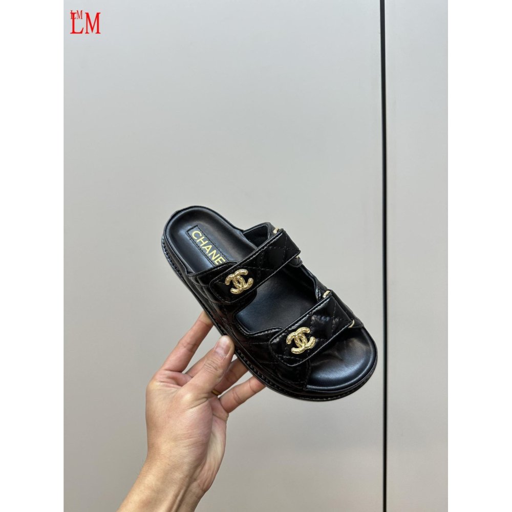 Chanel Slippers 061,Chanel Slippers,Slides Slippers,More Brands