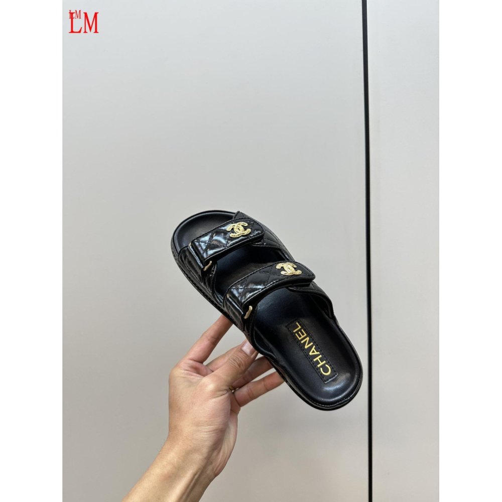 Chanel Slippers 061,Chanel Slippers,Slides Slippers,More Brands
