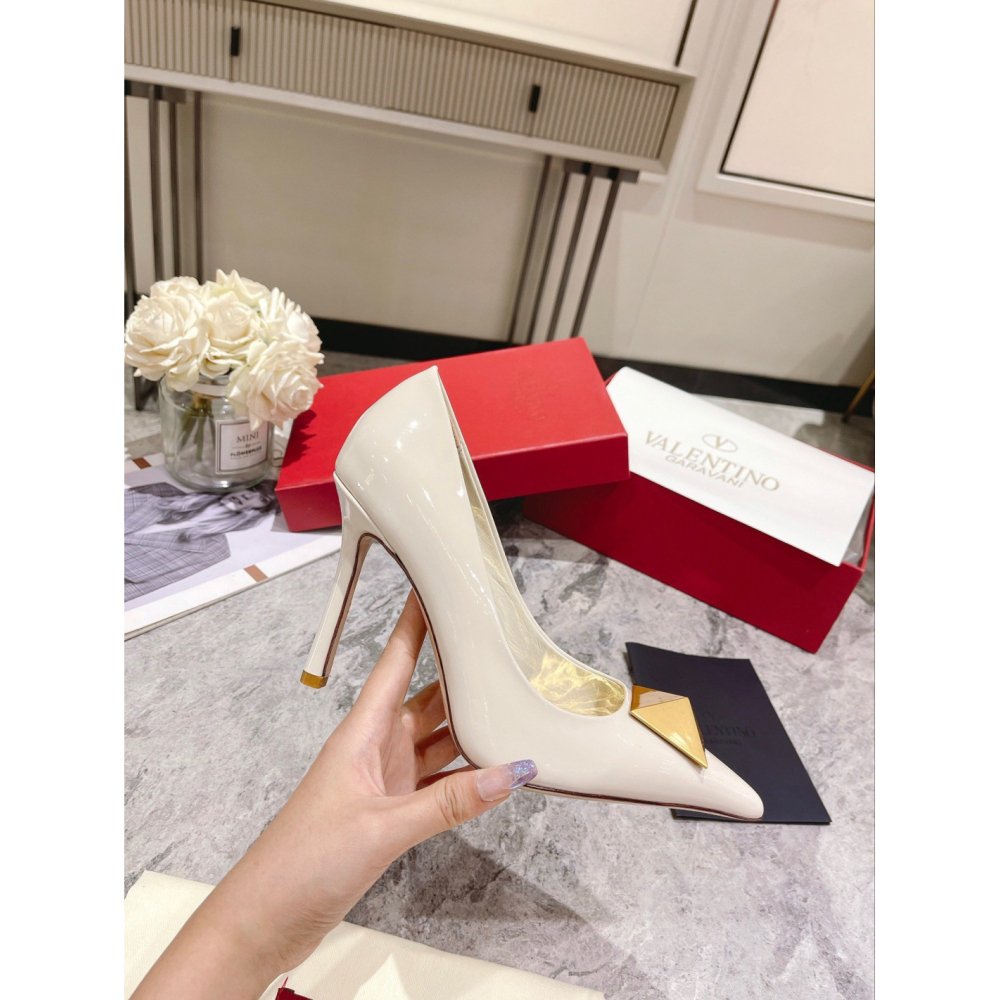 Cheap Reps Valentino One Stud Pumps 100mm In White Patent Calfskin