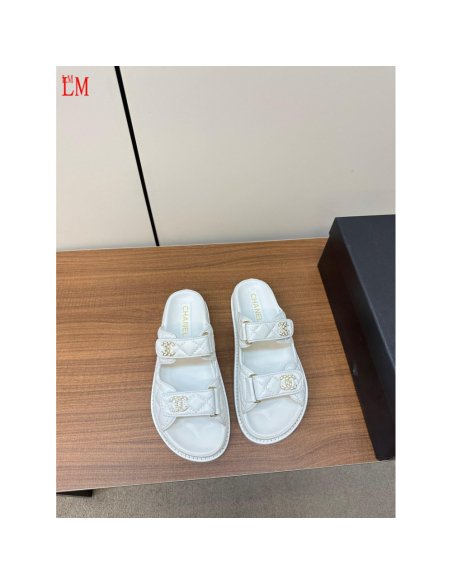 Chanel Slippers 064,Chanel Slippers,Slides Slippers,More Brands