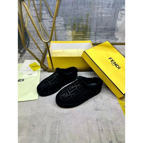 Fendi Slippers 050,Fendi Slippers,Slides Slippers,More Brands