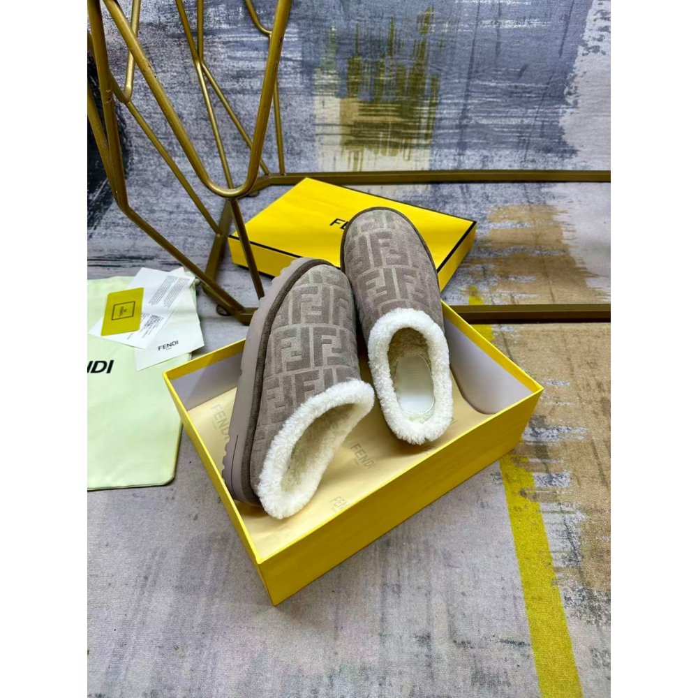 Fendi Slippers 051,Fendi Slippers,Slides Slippers,More Brands