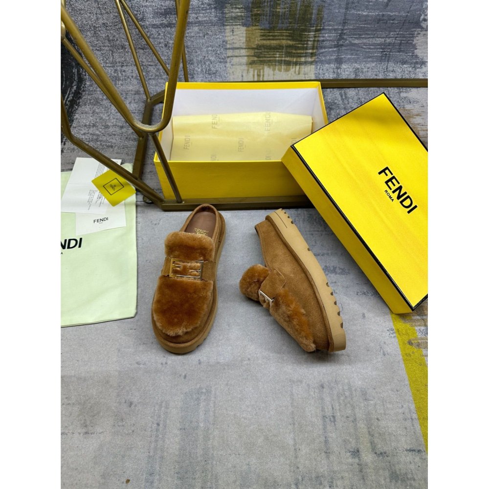 Fendi Slippers 054,Fendi Slippers,Slides Slippers,More Brands
