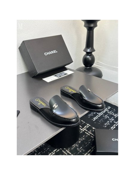 Chanel Slippers 077,Chanel Slippers,Slides Slippers,More Brands