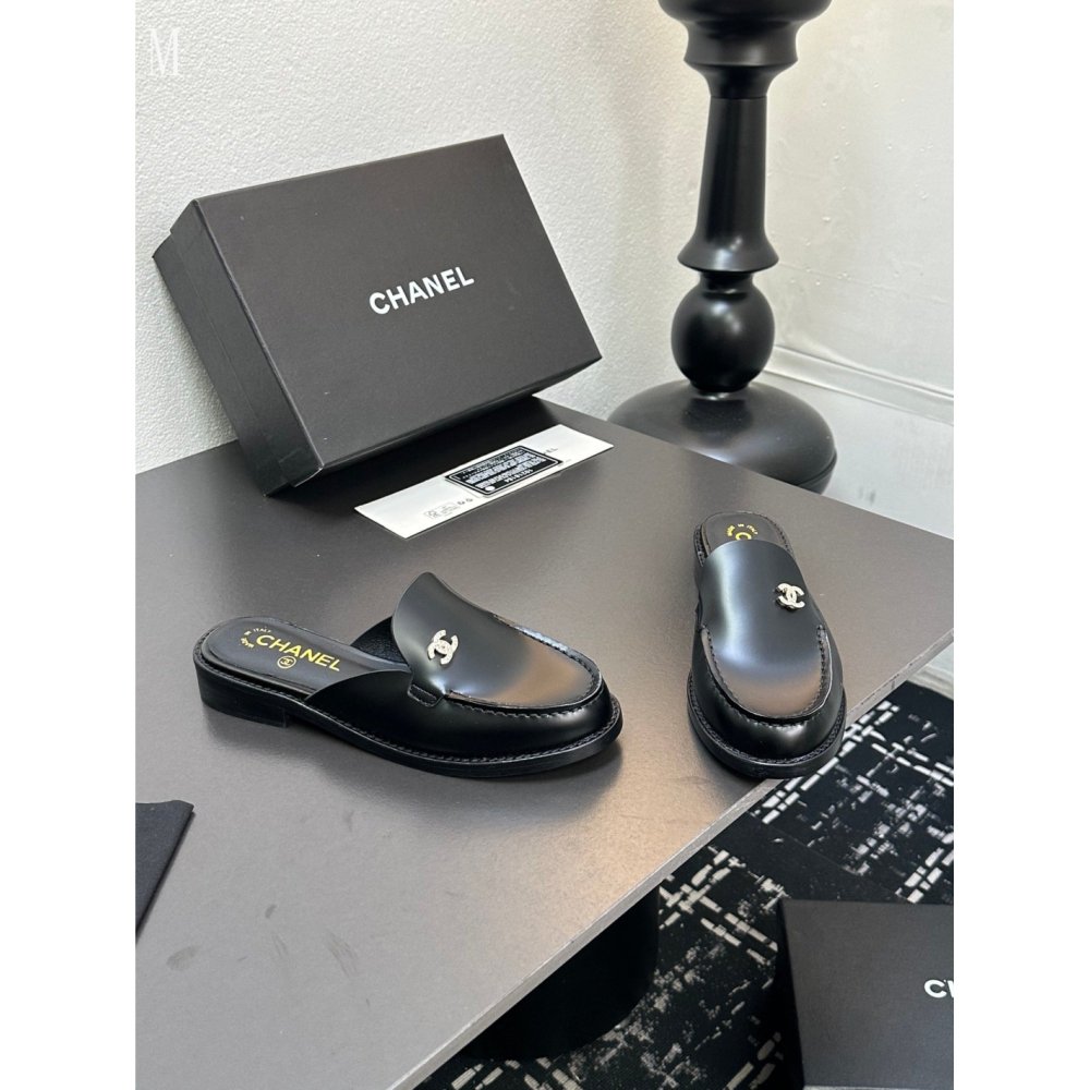 Chanel Slippers 077,Chanel Slippers,Slides Slippers,More Brands