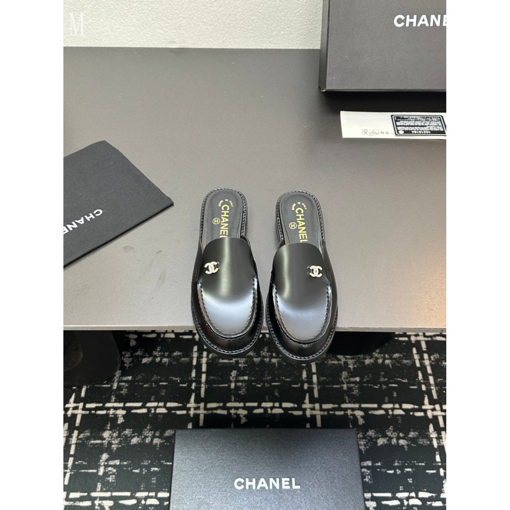 Chanel Slippers 077,Chanel Slippers,Slides Slippers,More Brands