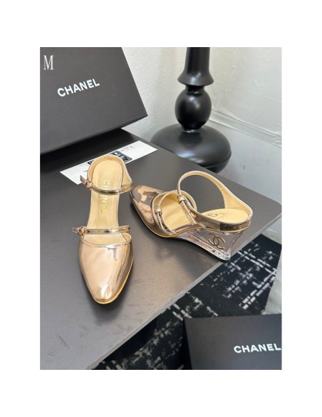 Chanel Slippers 081,Chanel Slippers,Slides Slippers,More Brands