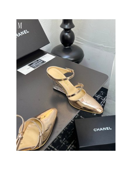 Chanel Slippers 081,Chanel Slippers,Slides Slippers,More Brands