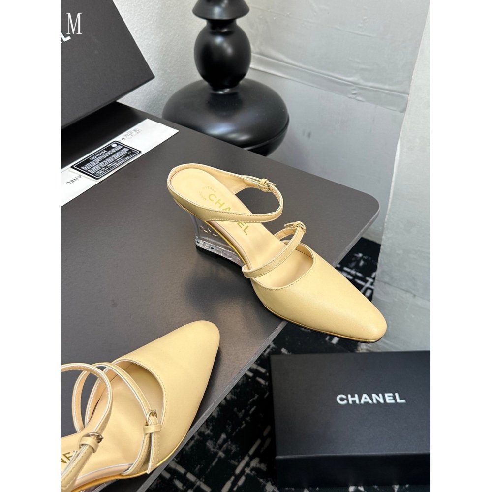 Chanel Slippers 082,Chanel Slippers,Slides Slippers,More Brands