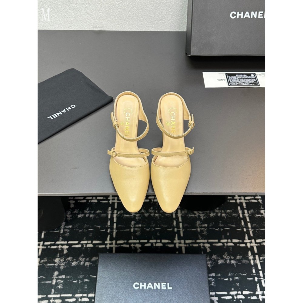 Chanel Slippers 082,Chanel Slippers,Slides Slippers,More Brands