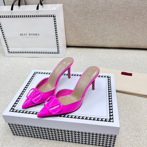 Valentino slippers 092,Valentino Slippers,Slides Slippers,More Brands