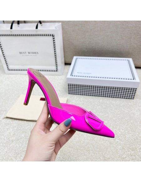 Valentino slippers 092,Valentino Slippers,Slides Slippers,More Brands