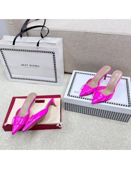 Valentino slippers 092,Valentino Slippers,Slides Slippers,More Brands