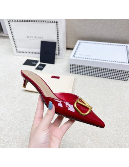 Valentino slippers 097,Valentino Slippers,Slides Slippers,More Brands