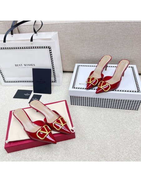 Valentino slippers 097,Valentino Slippers,Slides Slippers,More Brands