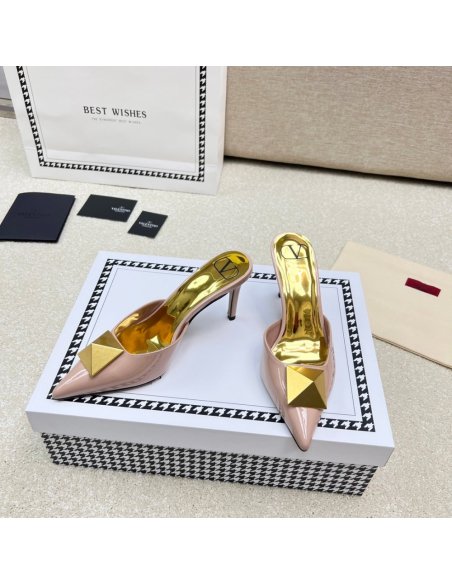 Valentino slippers 101,Valentino Slippers,Slides Slippers,More Brands