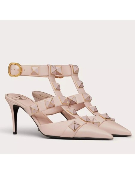 Cheap Reps Valentino Roman Enameled Stud Pumps In Powder Calfskin