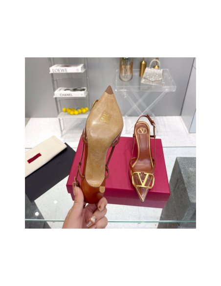 Cheap Reps Valentino Vlogo Slingback Pumps 80mm in PVC with Brown Leather
