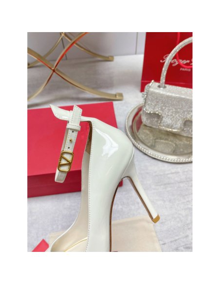 Cheap Reps Valentino Tan-Go Pumps 100mm In White Patent Leather