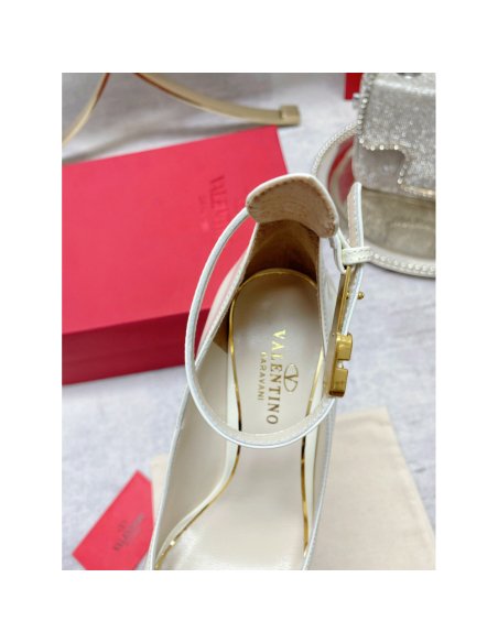 Cheap Reps Valentino Tan-Go Pumps 100mm In White Patent Leather