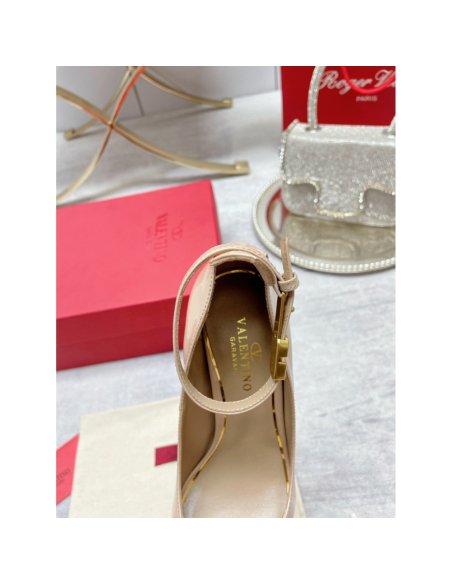 Cheap Reps Valentino Tan-Go Pumps 100mm In Nude Patent Leather