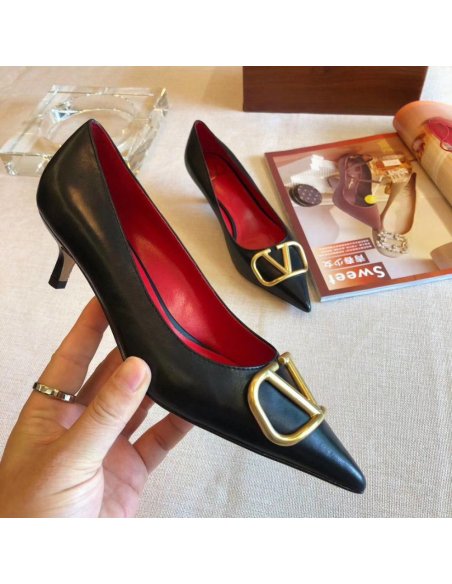 Cheap Reps Valentino Garavani Vlogo Pumps 45mm In Black Lambskin