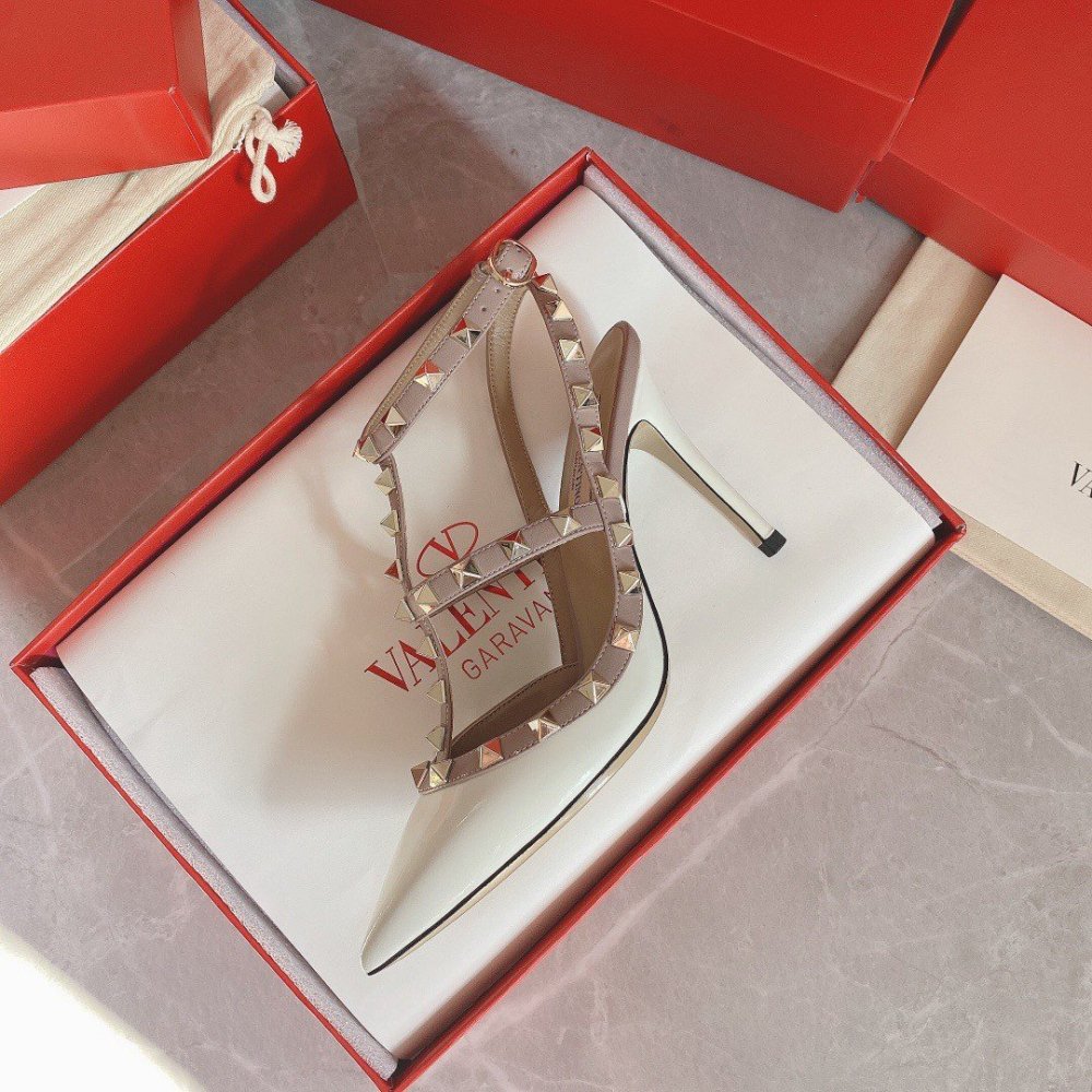 Cheap Reps Valentino Rockstud Caged Pumps 100mm In White Patent Leather