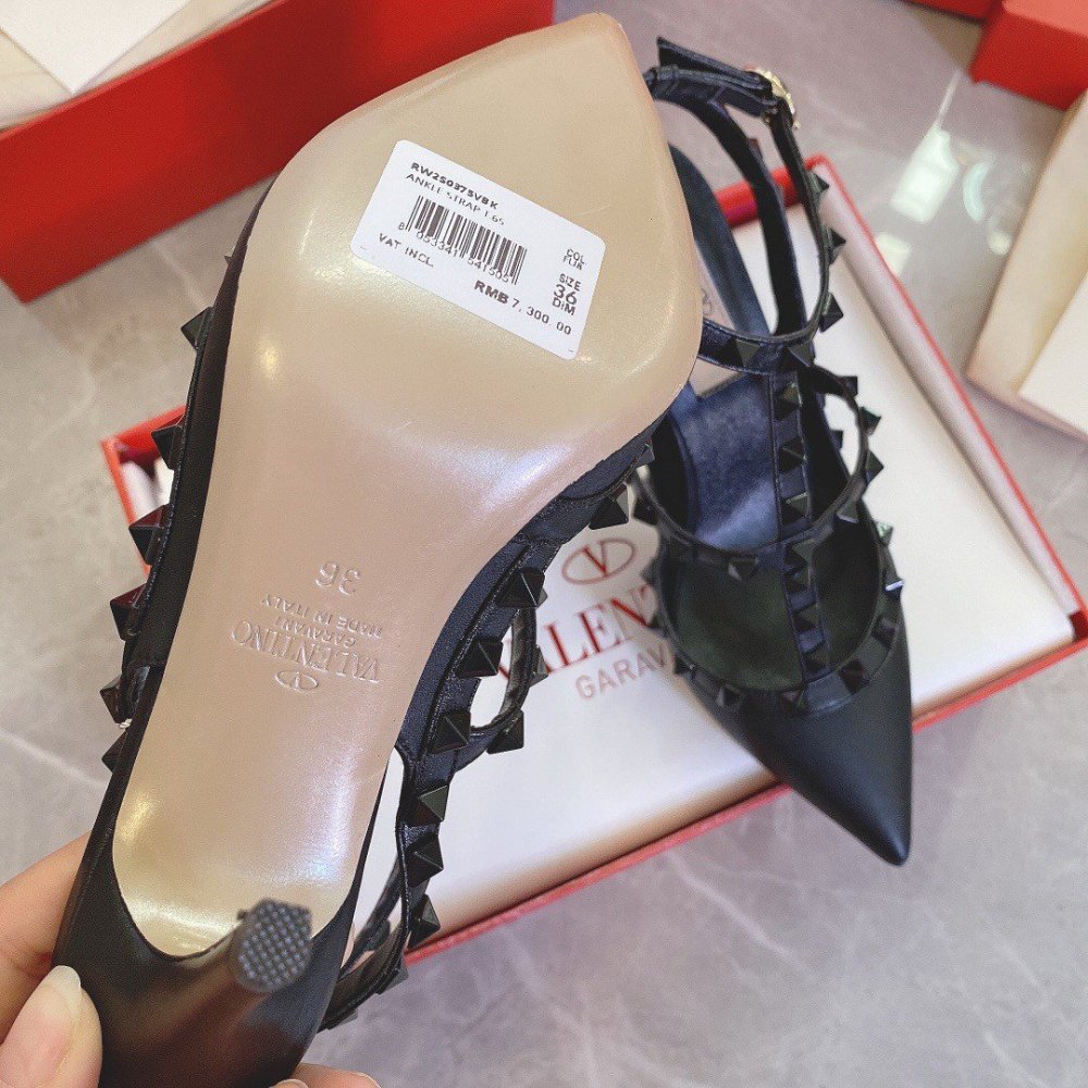 Cheap Reps Valentino Rockstud Ankle Strap Black Pumps 100mm with Black Studs