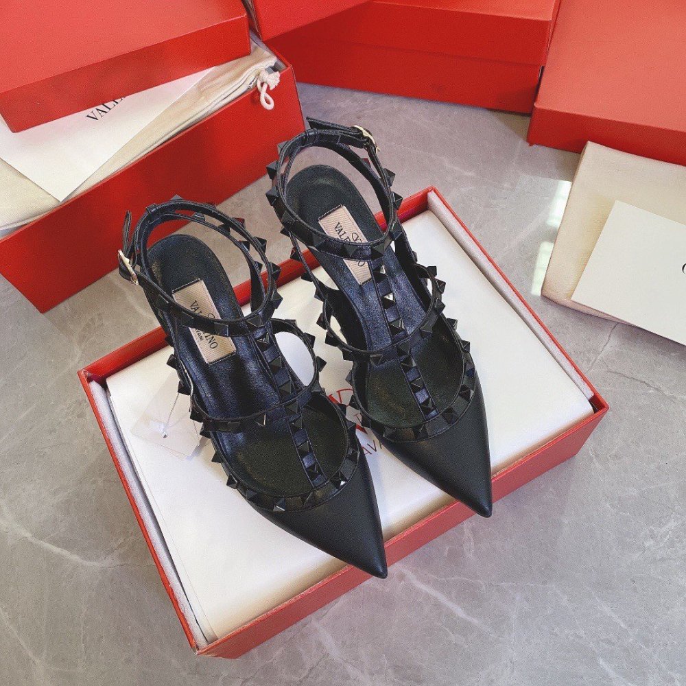 Cheap Reps Valentino Rockstud Ankle Strap Black Pumps 100mm with Black Studs