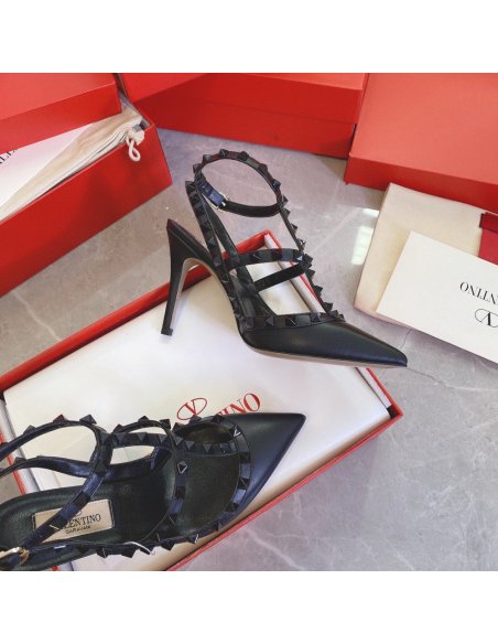 Cheap Reps Valentino Rockstud Ankle Strap Black Pumps 100mm with Black Studs
