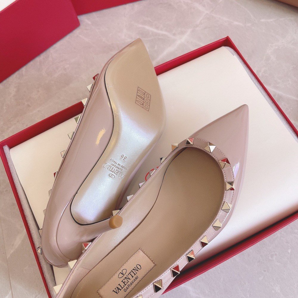 Cheap Reps Valentino Rockstud Pumps 100mm In Poudre Patent Leather