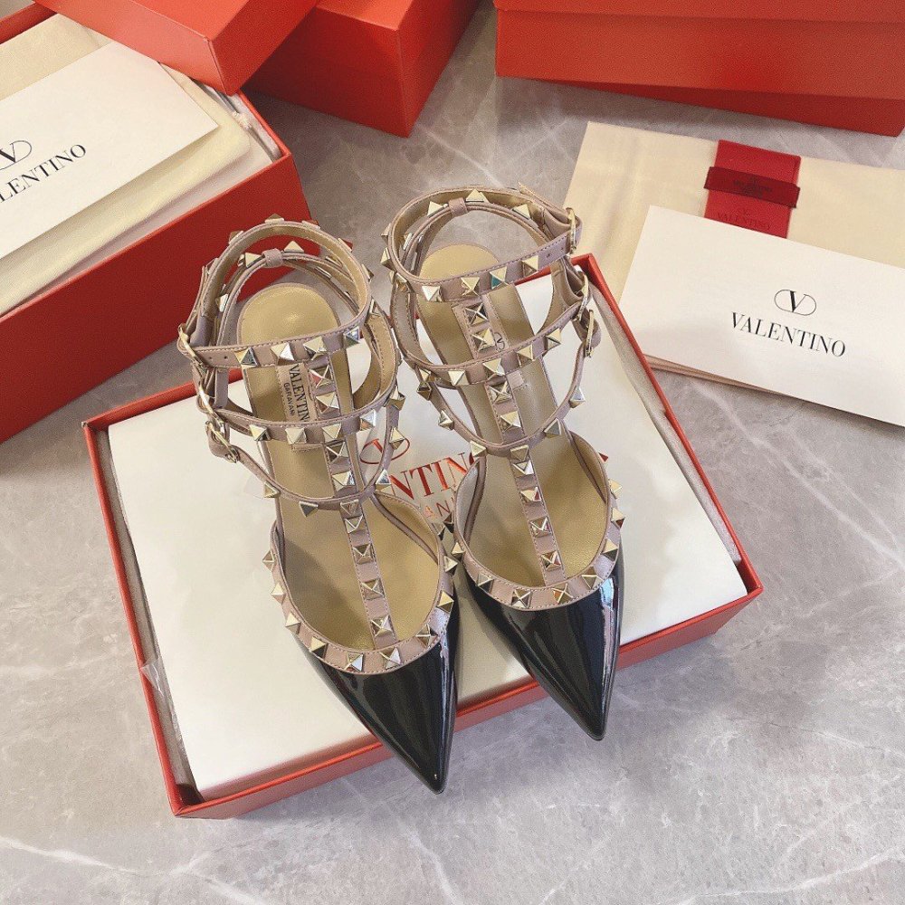 Cheap Reps Valentino Rockstud Caged Pumps 65mm In Black Patent Leather