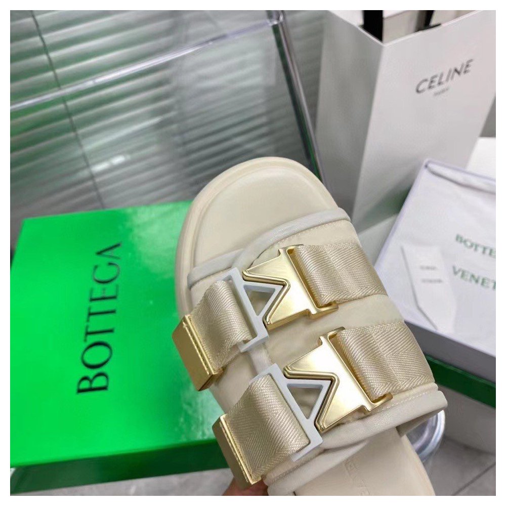 Cheap Reps Bottega Veneta Flash Flat Sandals In White Technical Fabric