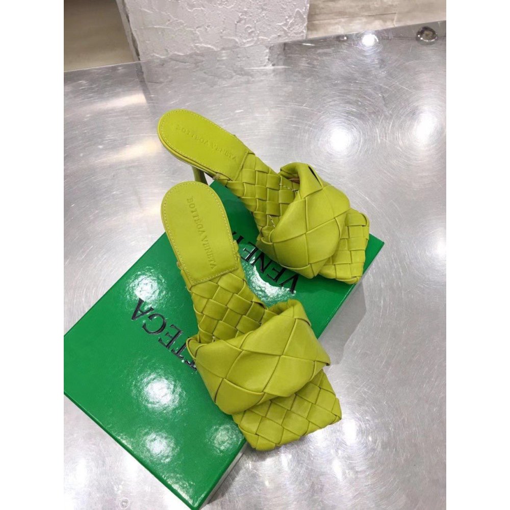 Cheap Reps Bottega Veneta Lido Sandals In Kiwi Intrecciato Leather