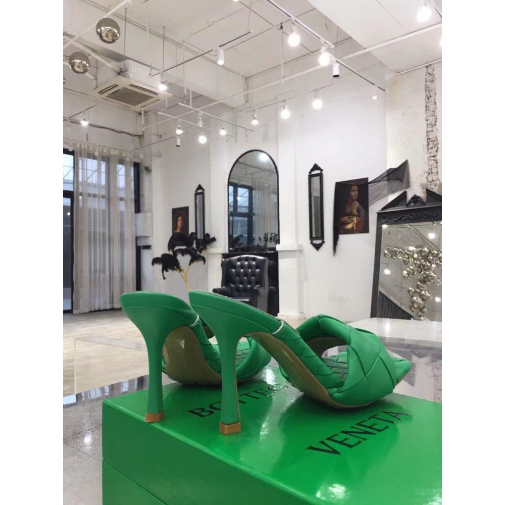 Cheap Reps Bottega Veneta Lido Sandals In Green Intrecciato Leather