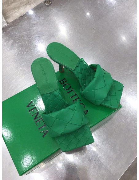 Cheap Reps Bottega Veneta Lido Sandals In Green Intrecciato Leather