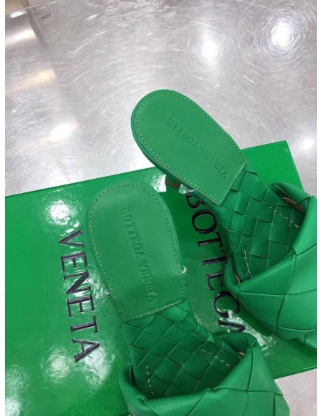 Cheap Reps Bottega Veneta Lido Sandals In Green Intrecciato Leather