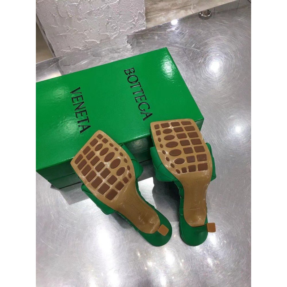 Cheap Reps Bottega Veneta Lido Sandals In Green Intrecciato Leather