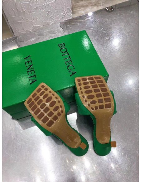 Cheap Reps Bottega Veneta Lido Sandals In Green Intrecciato Leather