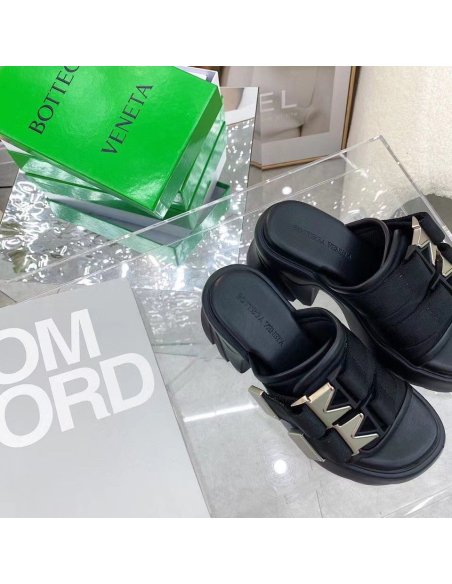 Cheap Reps Bottega Veneta Flash Sandals In Black Technical Fabric