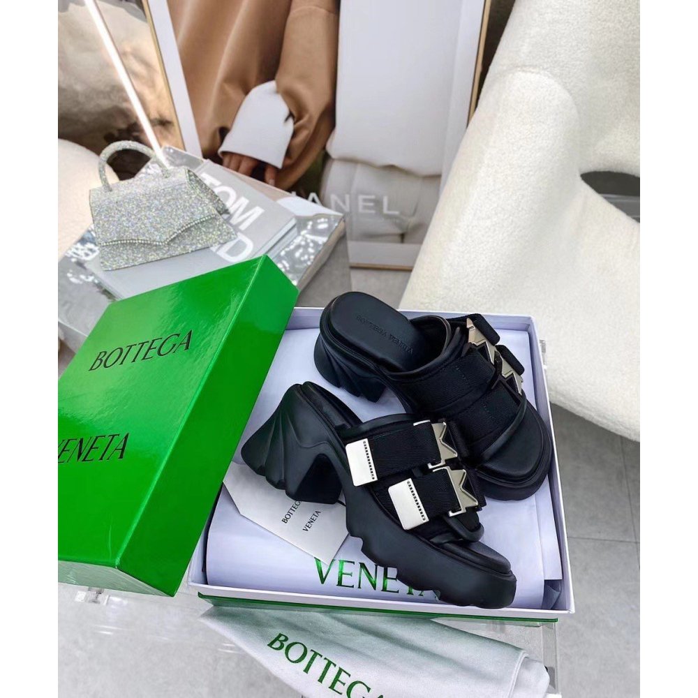 Cheap Reps Bottega Veneta Flash Sandals In Black Technical Fabric