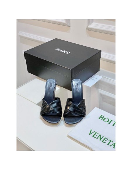 Cheap Reps Bottega Veneta Blink Mules 80mm in Black Intrecciato Lambskin